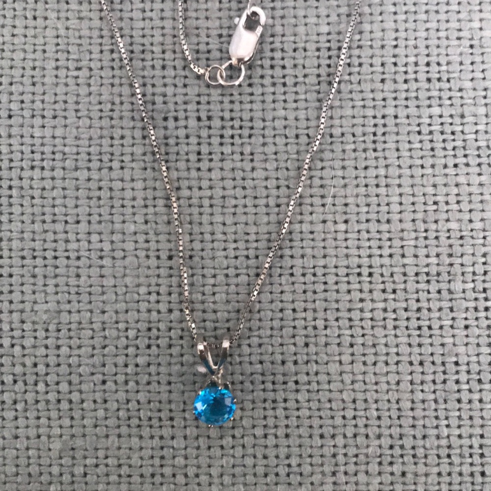 Super cute Blue Topaz necklace